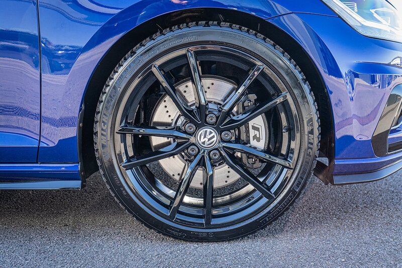 Volkswagen 2.0 TSI R Hatchback 5dr Petrol DSG 4Motion Euro 6 (s/s) (300 ps)