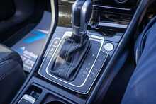 Volkswagen 2.0 TSI R Hatchback 5dr Petrol DSG 4Motion Euro 6 (s/s) (300 ps)