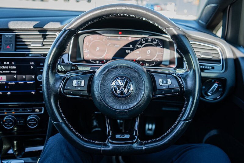 Volkswagen 2.0 TSI R Hatchback 5dr Petrol DSG 4Motion Euro 6 (s/s) (300 ps)