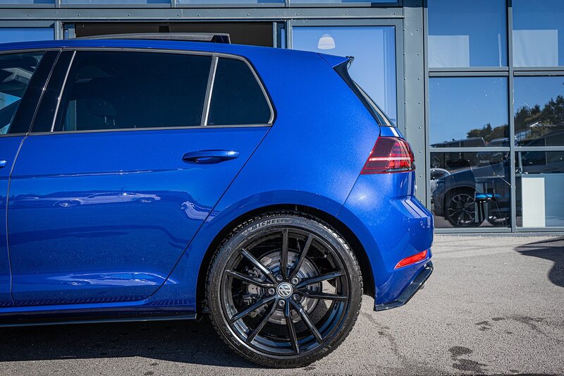 Volkswagen 2.0 TSI R Hatchback 5dr Petrol DSG 4Motion Euro 6 (s/s) (300 ps)