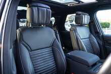 Land Rover 3.0 D300 MHEV R-Dynamic HSE SUV 5dr Diesel Auto 4WD Euro 6 (s/s) (300 ps)