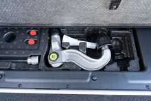 Land Rover 3.0 D300 MHEV R-Dynamic HSE SUV 5dr Diesel Auto 4WD Euro 6 (s/s) (300 ps)