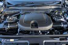 Land Rover 3.0 D300 MHEV R-Dynamic HSE SUV 5dr Diesel Auto 4WD Euro 6 (s/s) (300 ps)