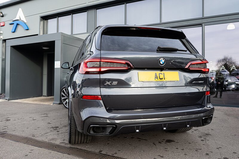 BMW 3.0 30d MHT M Sport SUV 5dr Diesel Hybrid Auto xDrive Euro 6 (s/s) (286 ps)