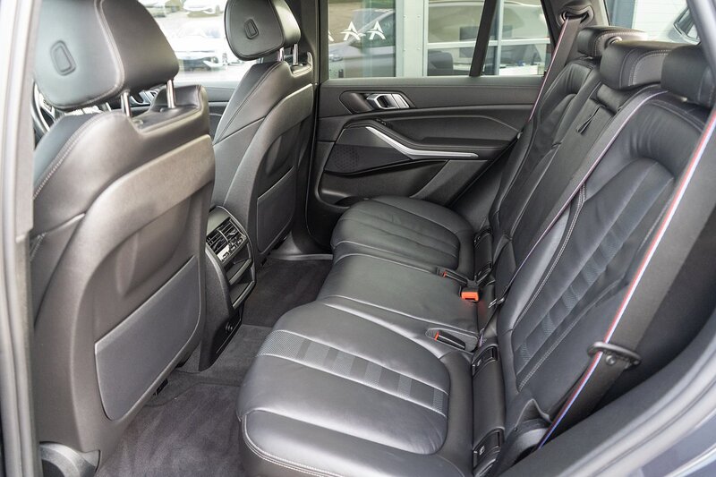 BMW 3.0 30d MHT M Sport SUV 5dr Diesel Hybrid Auto xDrive Euro 6 (s/s) (286 ps)