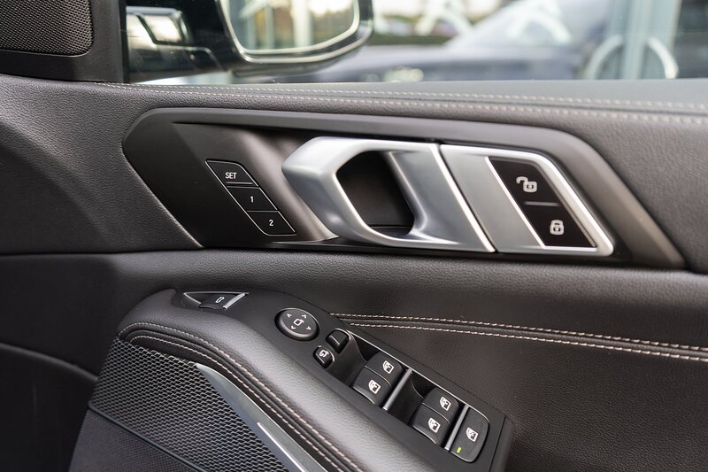 BMW 3.0 30d MHT M Sport SUV 5dr Diesel Hybrid Auto xDrive Euro 6 (s/s) (286 ps)