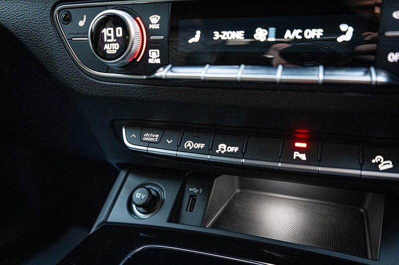 Audi 2.0 TDI 40 Edition 1 SUV 5dr Diesel S Tronic quattro Euro 6 (s/s) (204 ps)