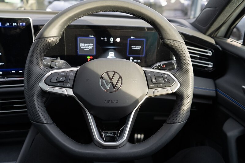 Volkswagen 2.0 TDI R-Line SUV 5dr Diesel DSG Euro 6 (s/s) (150 ps)