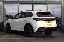 Volkswagen 2.0 TDI R-Line SUV 5dr Diesel DSG Euro 6 (s/s) (150 ps)