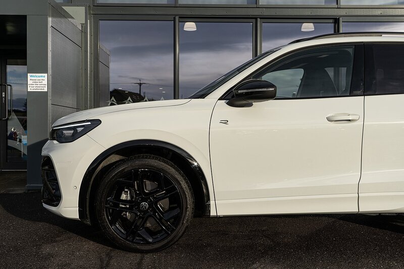 Volkswagen 2.0 TDI R-Line SUV 5dr Diesel DSG Euro 6 (s/s) (150 ps)