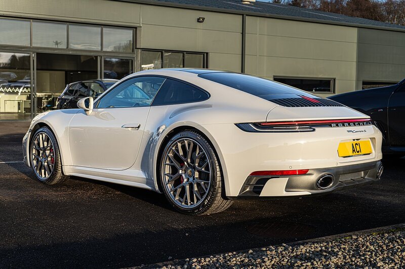 Porsche 3.0T 992 Carrera S Coupe 2dr Petrol PDK Euro 6 (s/s) (450 ps)