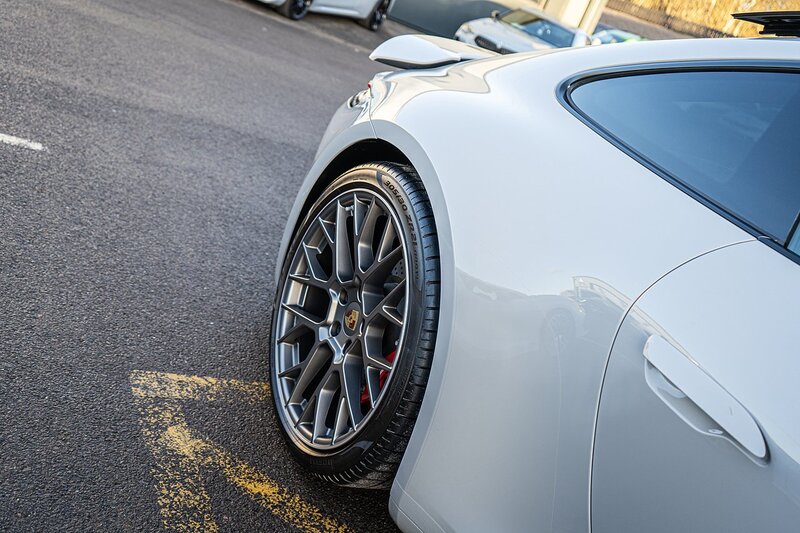 Porsche 3.0T 992 Carrera S Coupe 2dr Petrol PDK Euro 6 (s/s) (450 ps)