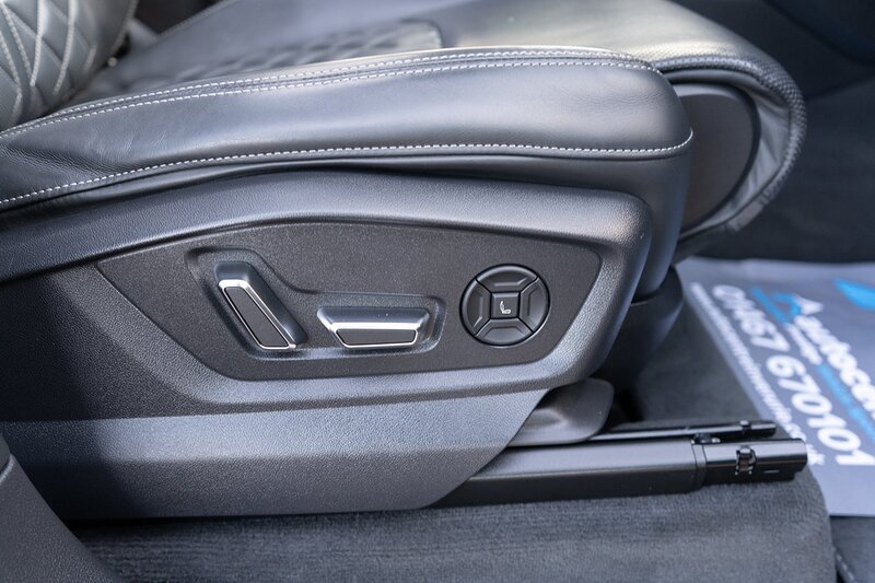 Audi 4.0 TFSI V8 Vorsprung SUV 5dr Petrol Tiptronic quattro Euro 6 (s/s) (507 ps)