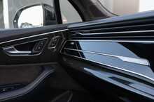 Audi 4.0 TFSI V8 Vorsprung SUV 5dr Petrol Tiptronic quattro Euro 6 (s/s) (507 ps)