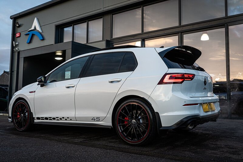 Volkswagen 2.0 TSI GTI Clubsport 45 Hatchback 5dr Petrol DSG Euro 6 (s/s) (300 ps)