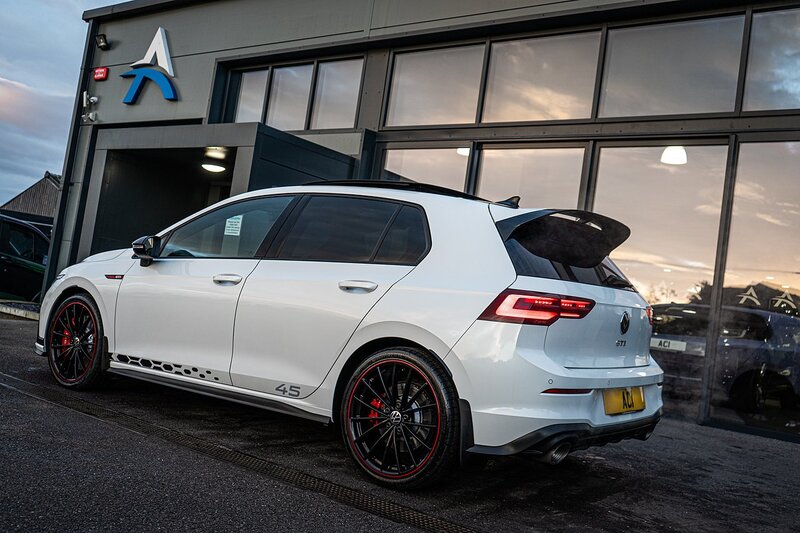 Volkswagen 2.0 TSI GTI Clubsport 45 Hatchback 5dr Petrol DSG Euro 6 (s/s) (300 ps)