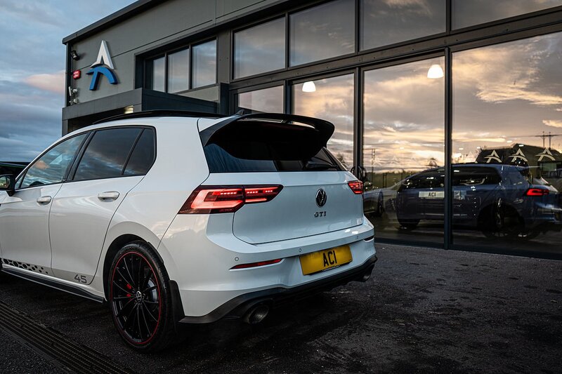 Volkswagen 2.0 TSI GTI Clubsport 45 Hatchback 5dr Petrol DSG Euro 6 (s/s) (300 ps)