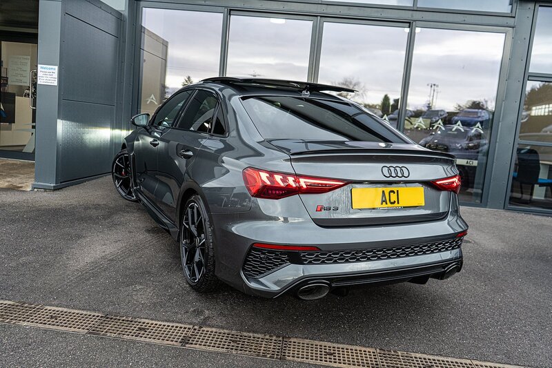 Audi 2.5 TFSI Vorsprung Saloon 4dr Petrol S Tronic quattro Euro 6 (s/s) (400 ps)