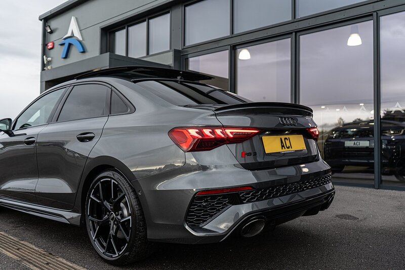 Audi 2.5 TFSI Vorsprung Saloon 4dr Petrol S Tronic quattro Euro 6 (s/s) (400 ps)