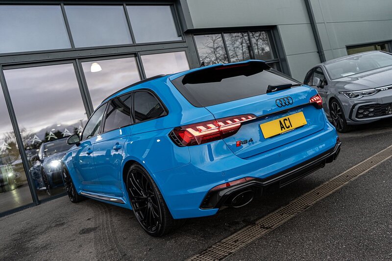 Audi 2.9 TFSI V6 Carbon Black Estate 5dr Petrol Tiptronic quattro Euro 6 (s/s) (450 ps)