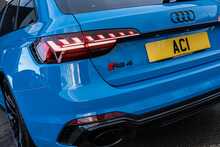 Audi 2.9 TFSI V6 Carbon Black Estate 5dr Petrol Tiptronic quattro Euro 6 (s/s) (450 ps)