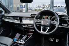 Audi 2.5 TFSI Vorsprung Sportback 5dr Petrol S Tronic quattro Euro 6 (s/s) (400 ps)