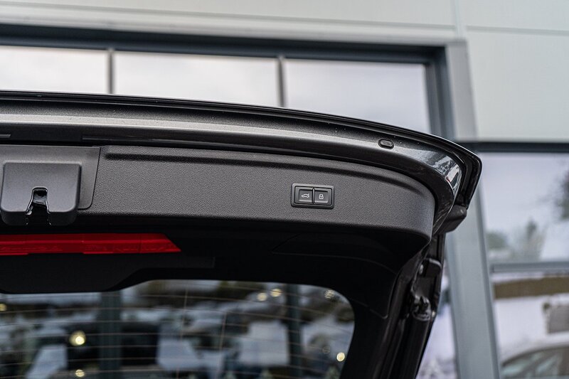 Audi 2.5 TFSI Vorsprung Sportback 5dr Petrol S Tronic quattro Euro 6 (s/s) (400 ps)