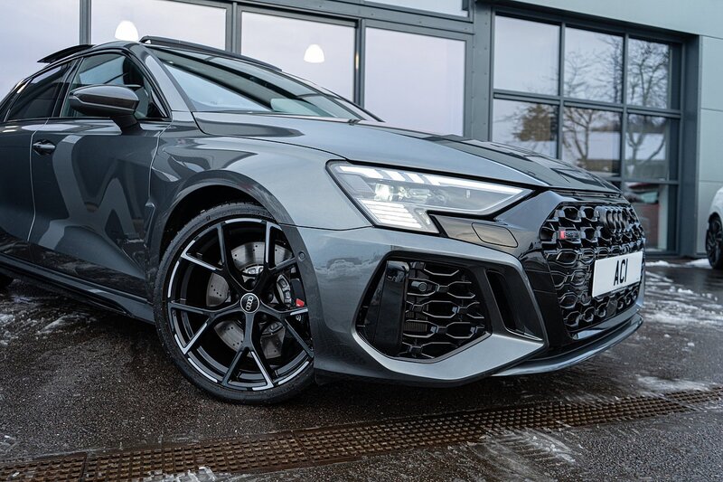 Audi 2.5 TFSI Vorsprung Sportback 5dr Petrol S Tronic quattro Euro 6 (s/s) (400 ps)