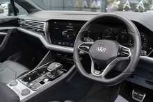Volkswagen 3.0 TDI V6 Black Edition SUV 5dr Diesel Tiptronic 4Motion Euro 6 (s/s) (286 ps)