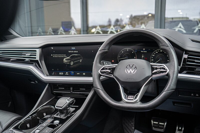 Volkswagen 3.0 TDI V6 Black Edition SUV 5dr Diesel Tiptronic 4Motion Euro 6 (s/s) (286 ps)
