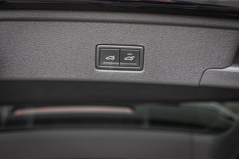 Volkswagen 3.0 TDI V6 Black Edition SUV 5dr Diesel Tiptronic 4Motion Euro 6 (s/s) (286 ps)