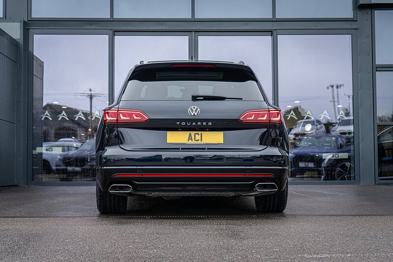 Volkswagen 3.0 TDI V6 Black Edition SUV 5dr Diesel Tiptronic 4Motion Euro 6 (s/s) (286 ps)