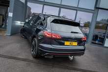 Volkswagen 3.0 TDI V6 Black Edition SUV 5dr Diesel Tiptronic 4Motion Euro 6 (s/s) (286 ps)