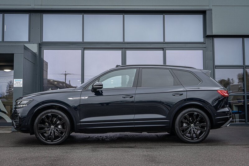 Volkswagen 3.0 TDI V6 Black Edition SUV 5dr Diesel Tiptronic 4Motion Euro 6 (s/s) (286 ps)