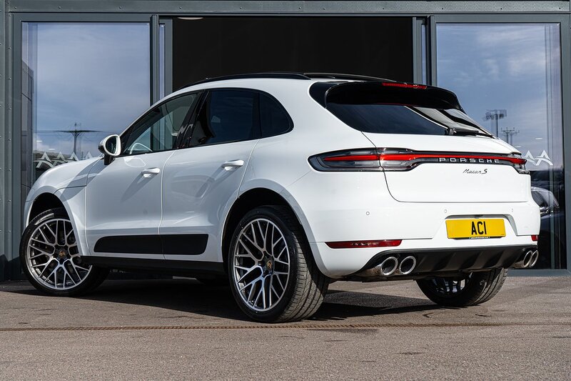 Porsche 3.0T V6 S SUV 5dr Petrol PDK 4WD Euro 6 (s/s) (354 ps)