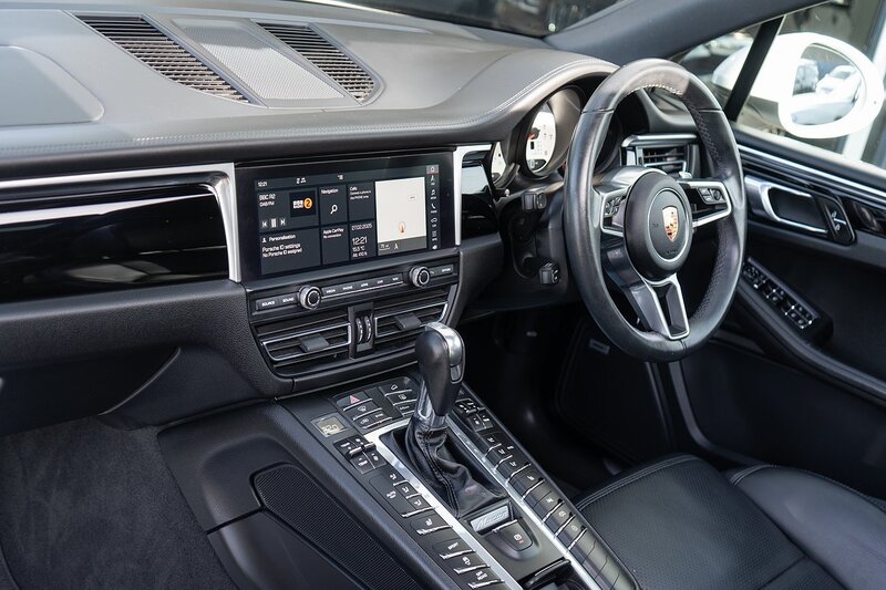 Porsche 3.0T V6 S SUV 5dr Petrol PDK 4WD Euro 6 (s/s) (354 ps)