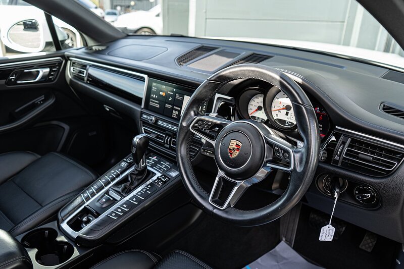 Porsche 3.0T V6 S SUV 5dr Petrol PDK 4WD Euro 6 (s/s) (354 ps)