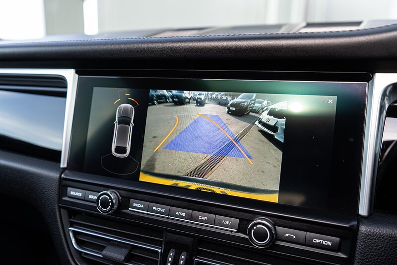 Porsche 3.0T V6 S SUV 5dr Petrol PDK 4WD Euro 6 (s/s) (354 ps)