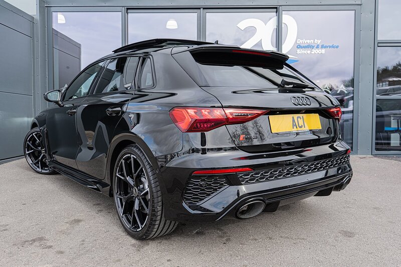 Audi 2.5 TFSI Vorsprung Sportback 5dr Petrol S Tronic quattro Euro 6 (s/s) (400 ps)