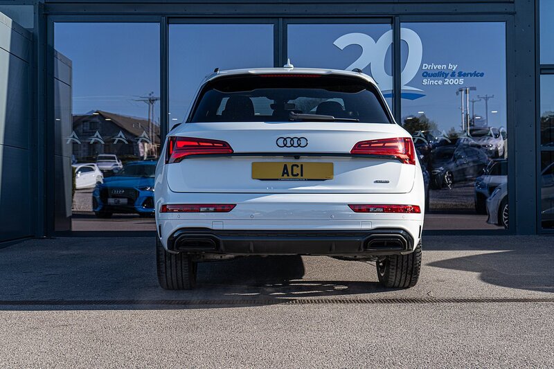 Audi 2.0 TDI 40 Edition 1 SUV 5dr Diesel S Tronic quattro Euro 6 (s/s) (204 ps)