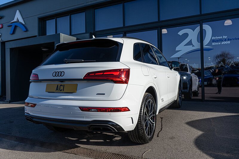 Audi 2.0 TDI 40 Edition 1 SUV 5dr Diesel S Tronic quattro Euro 6 (s/s) (204 ps)