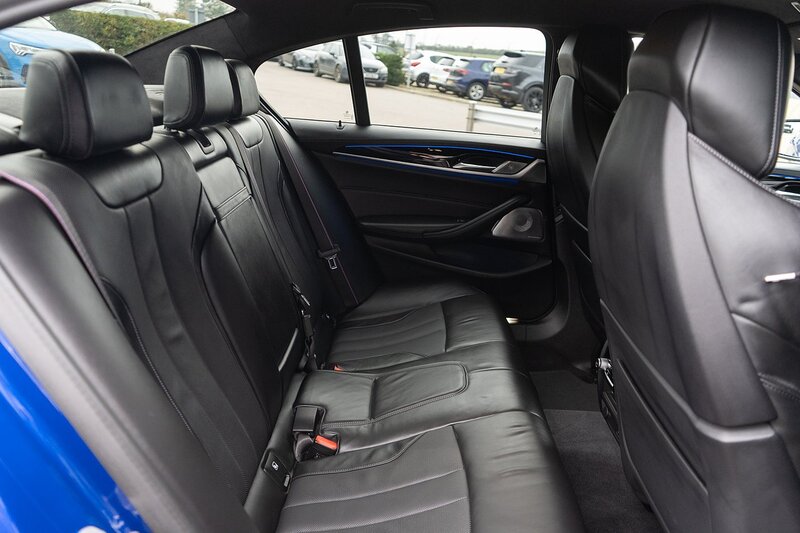 BMW 4.4i V8 Competition Saloon 4dr Petrol Steptronic xDrive Euro 6 (s/s) (625 ps)