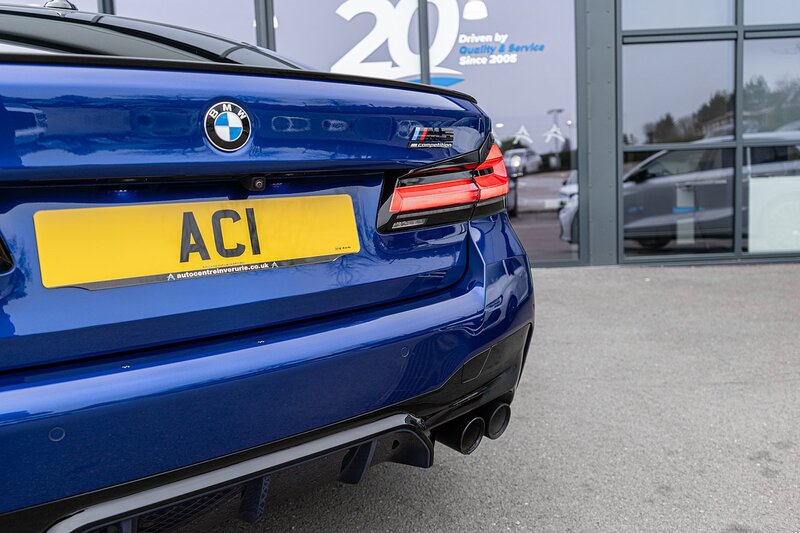 BMW 4.4i V8 Competition Saloon 4dr Petrol Steptronic xDrive Euro 6 (s/s) (625 ps)