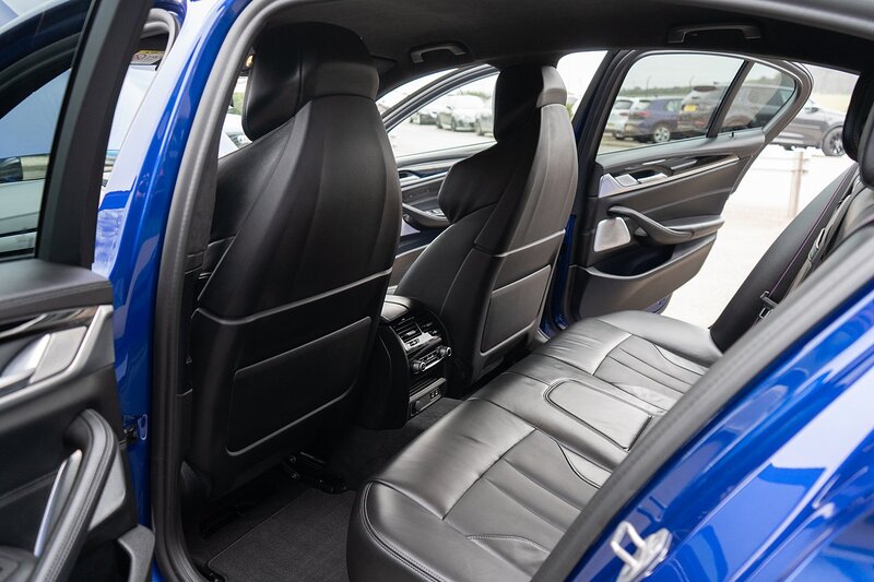 BMW 4.4i V8 Competition Saloon 4dr Petrol Steptronic xDrive Euro 6 (s/s) (625 ps)