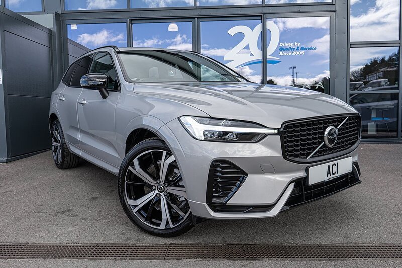 Volvo 2.0 B4 MHEV R-Design SUV 5dr Diesel Hybrid Auto AWD Euro 6 (s/s) (197 ps)