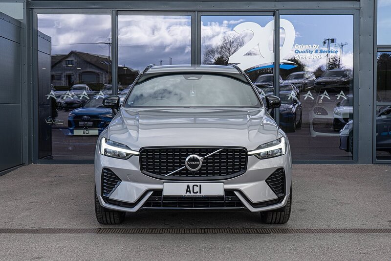Volvo 2.0 B4 MHEV R-Design SUV 5dr Diesel Hybrid Auto AWD Euro 6 (s/s) (197 ps)