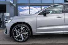 Volvo 2.0 B4 MHEV R-Design SUV 5dr Diesel Hybrid Auto AWD Euro 6 (s/s) (197 ps)