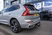 Volvo 2.0 B4 MHEV R-Design SUV 5dr Diesel Hybrid Auto AWD Euro 6 (s/s) (197 ps)
