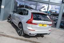 Volvo 2.0 B4 MHEV R-Design SUV 5dr Diesel Hybrid Auto AWD Euro 6 (s/s) (197 ps)