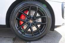 Porsche 2.9T V6 GTS SUV 5dr Petrol PDK 4WD Euro 6 (s/s) (440 ps)